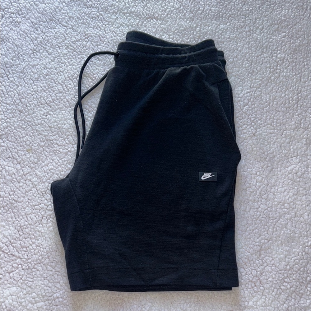 Nike Black Athletic Shorts with Elastic Waistband - Picture 9 of 10